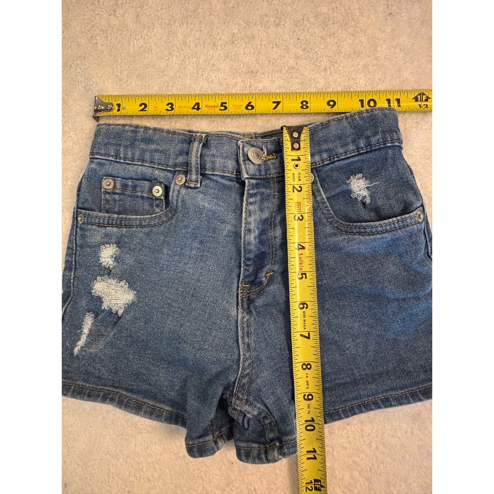 Levis Girls 8 Reg Mini Mom Denim Shorts Medium Wash Distressed G979-M8S - Picture 2 of 6